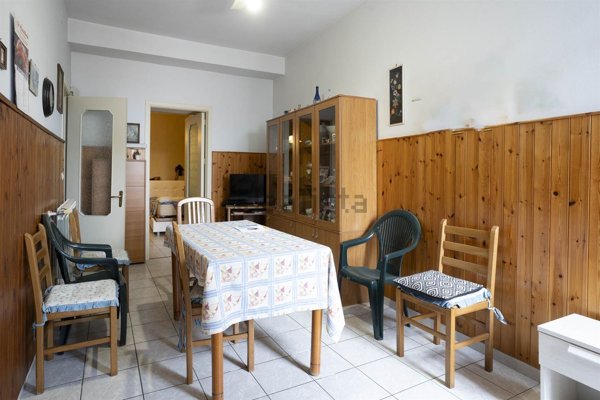 casa indipendente in vendita ad Aci Castello in zona Ficarazzi