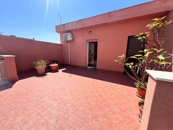 appartamento in vendita ad Aci Castello in zona Ficarazzi