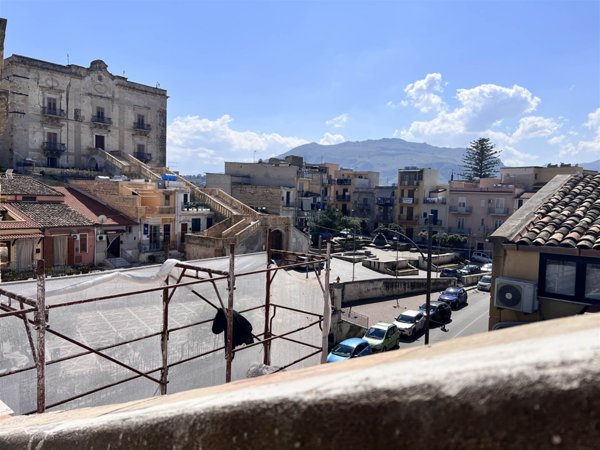 appartamento in vendita ad Aci Castello in zona Ficarazzi