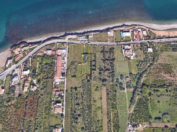 terreno agricolo in vendita ad Aci Castello in zona Ficarazzi