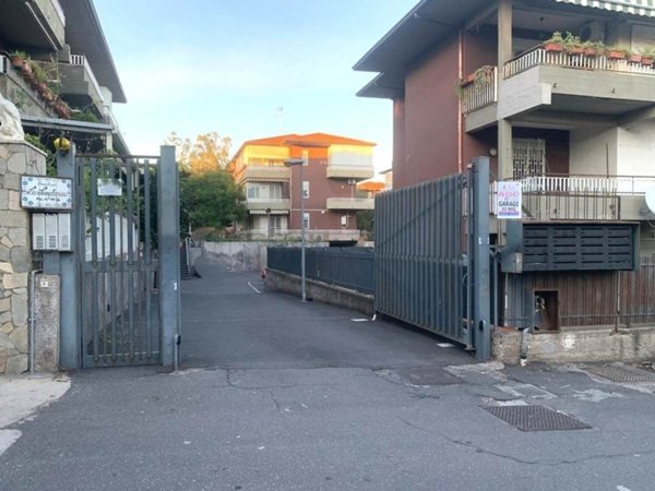 appartamento in vendita ad Aci Castello in zona Cannizzaro