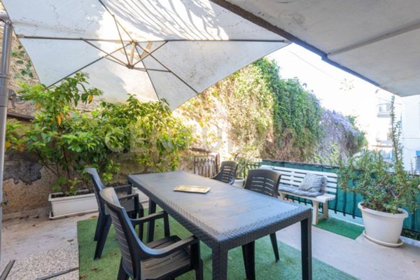appartamento in vendita ad Aci Castello in zona Aci Trezza