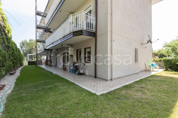 appartamento in vendita ad Aci Castello in zona Aci Trezza