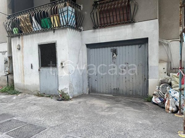 box auto in vendita ad Aci Castello in zona Cannizzaro