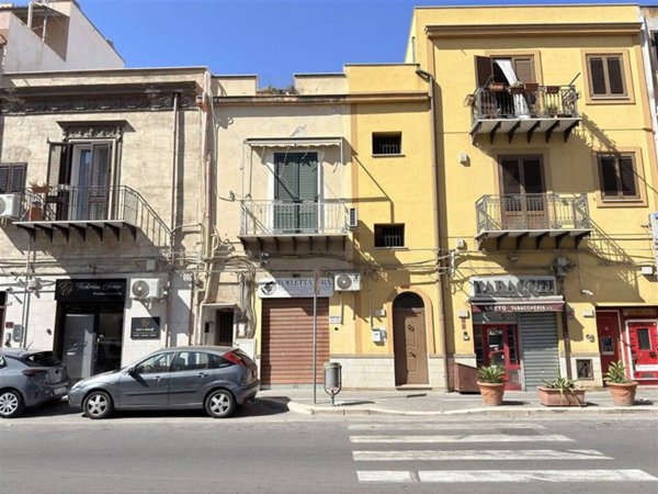 appartamento in vendita ad Aci Castello in zona Ficarazzi