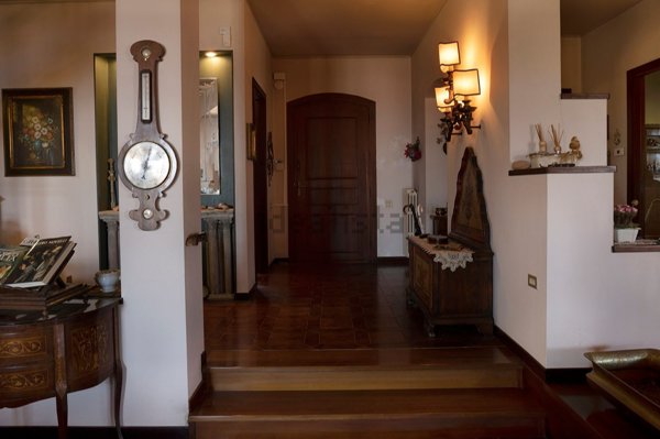 casa indipendente in vendita ad Aci Castello in zona Ficarazzi