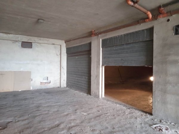 box auto in vendita ad Aci Castello in zona Ficarazzi