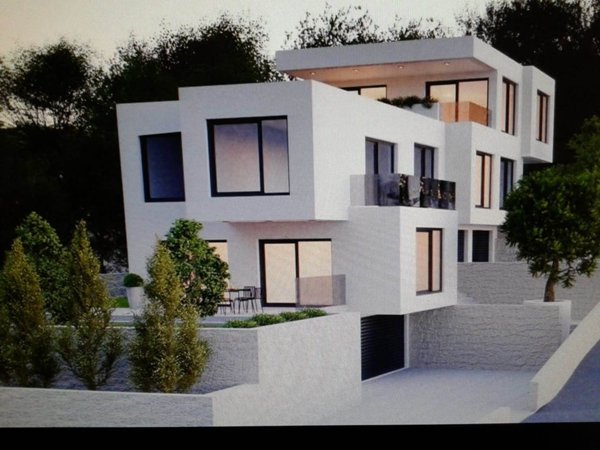 casa indipendente in vendita ad Aci Castello in zona Ficarazzi