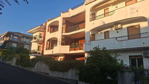 appartamento in vendita ad Aci Castello in zona Cannizzaro