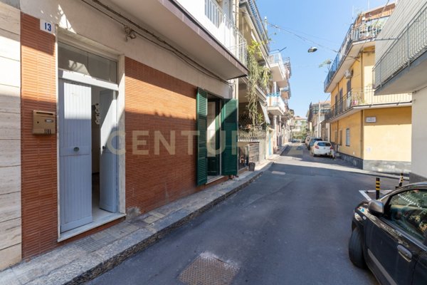 appartamento in vendita ad Aci Castello in zona Aci Trezza