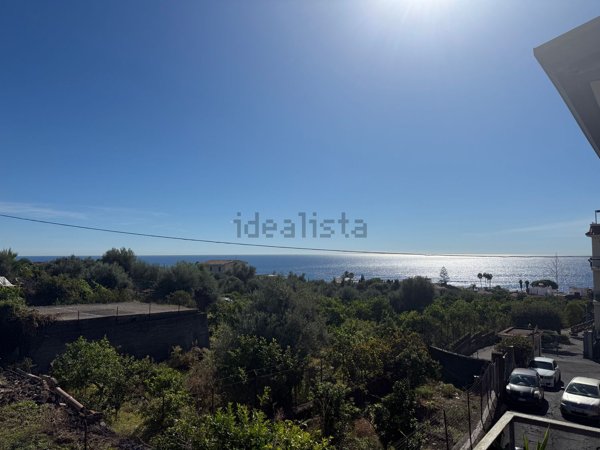 casa indipendente in vendita ad Aci Castello in zona Cannizzaro