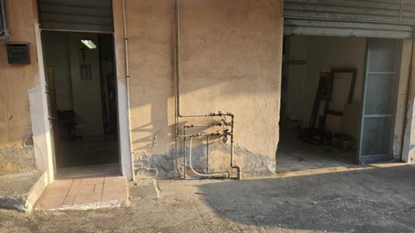 appartamento in vendita ad Aci Catena