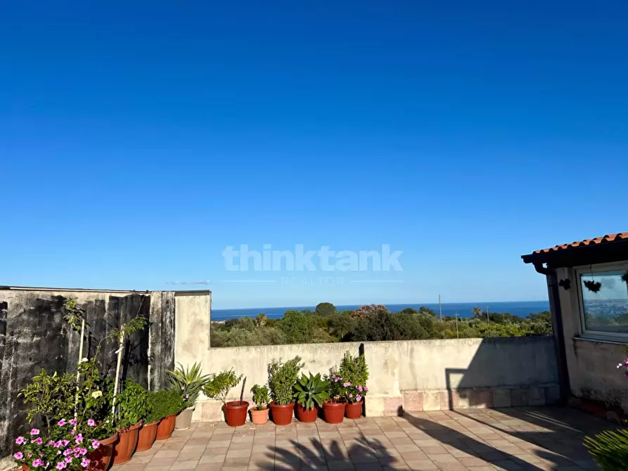 appartamento in vendita ad Aci Catena