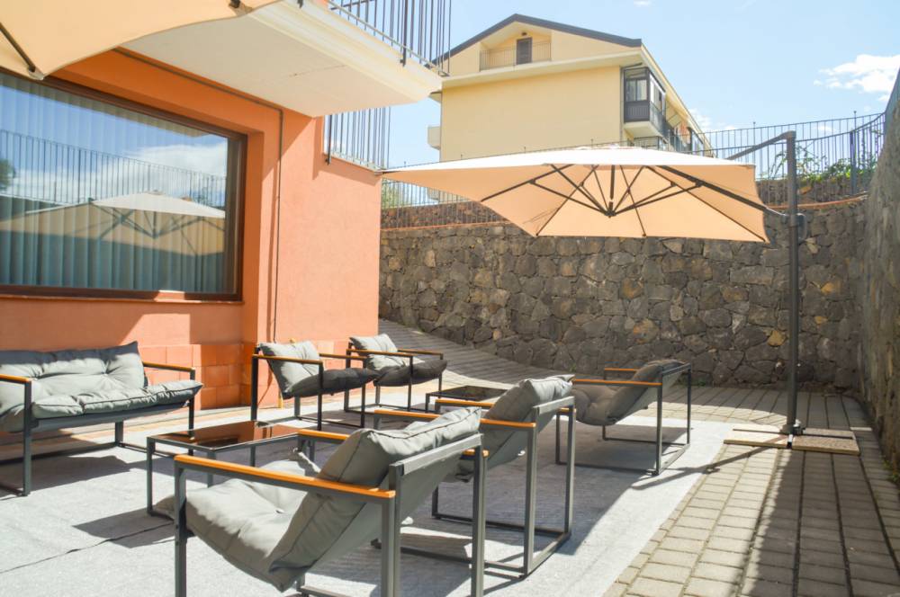 casa indipendente in vendita ad Aci Catena