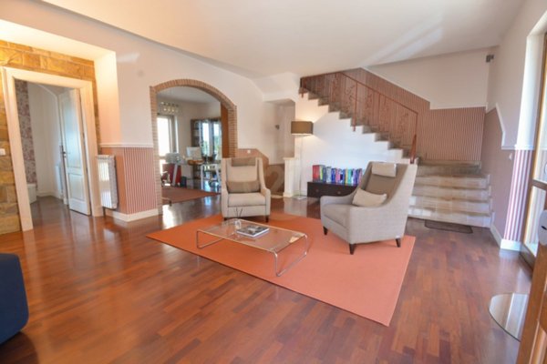 casa indipendente in vendita ad Aci Catena