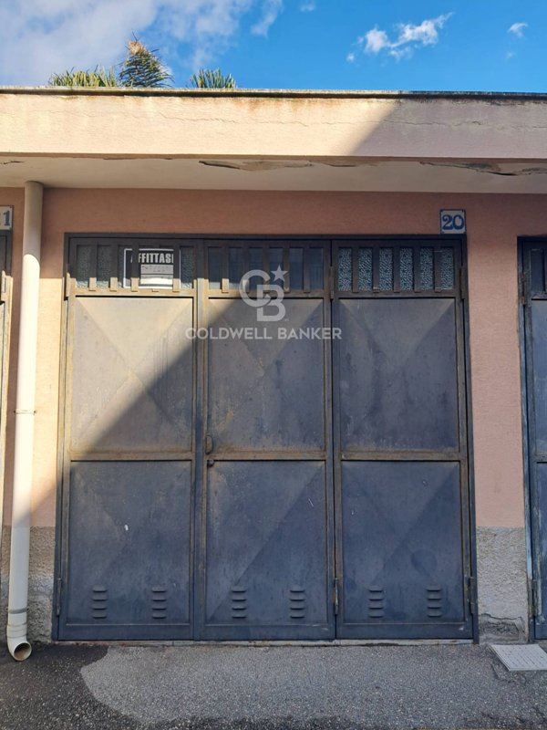 appartamento in vendita ad Aci Catena