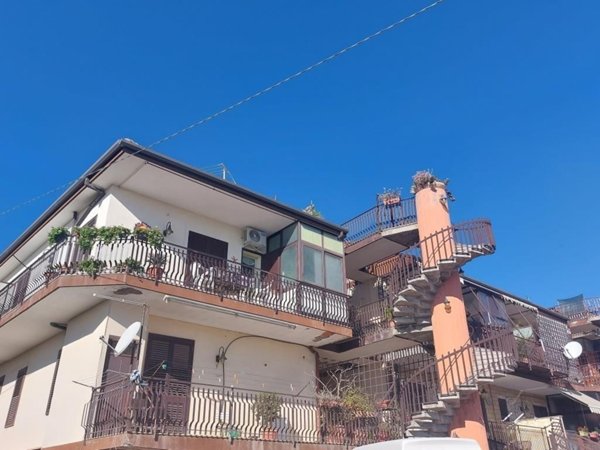 appartamento in vendita ad Aci Catena in zona San Nicolò
