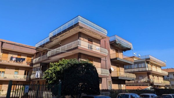 appartamento in vendita ad Aci Catena