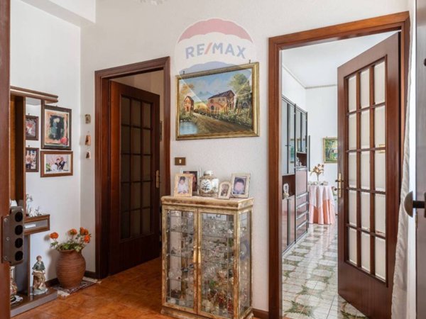 appartamento in vendita ad Aci Catena in zona Aci San Filippo