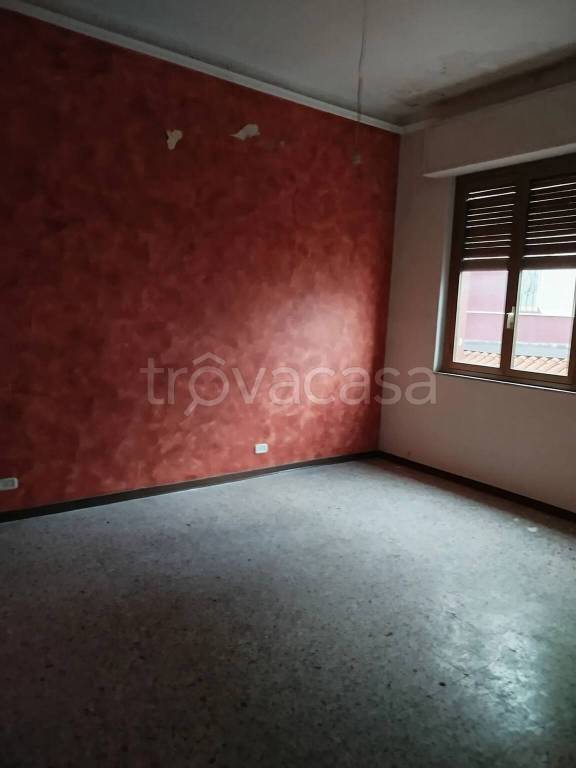 casa indipendente in vendita ad Aci Catena