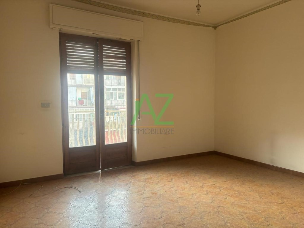 appartamento in vendita ad Aci Catena