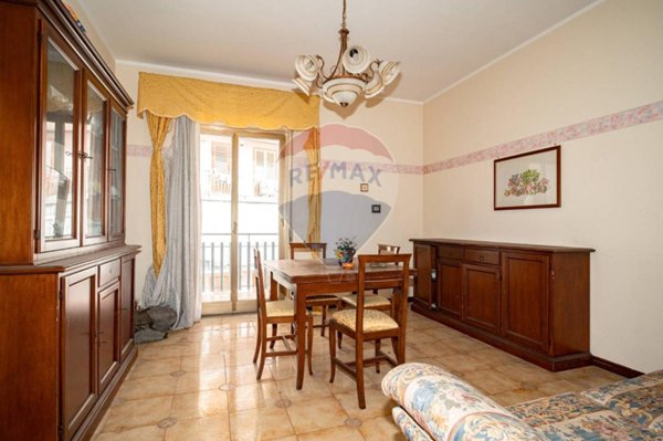 appartamento in vendita ad Aci Catena