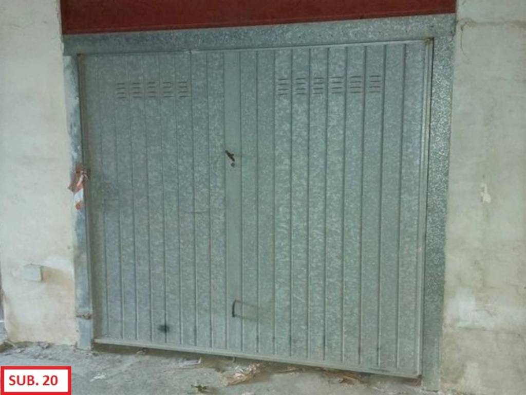 appartamento in vendita ad Aci Catena in zona Vampolieri
