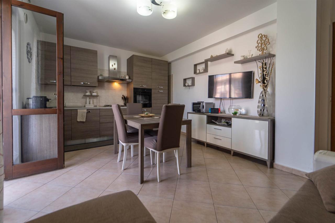 appartamento in vendita ad Aci Catena in zona Aci San Filippo
