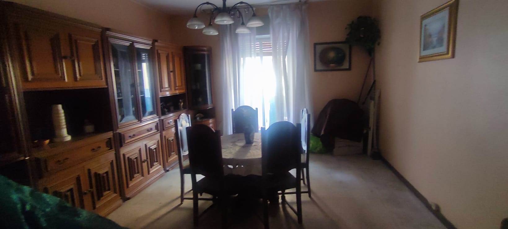 appartamento in vendita ad Aci Catena