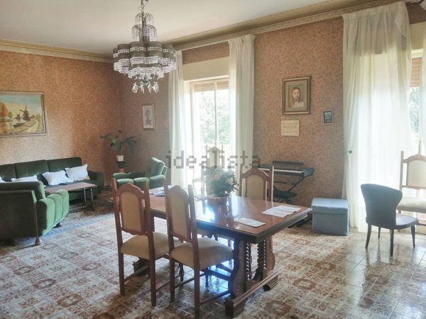 appartamento in vendita ad Aci Catena