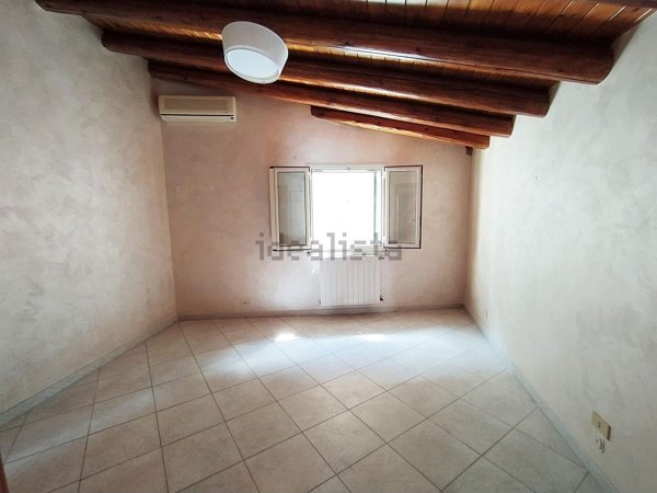 casa indipendente in vendita ad Aci Catena