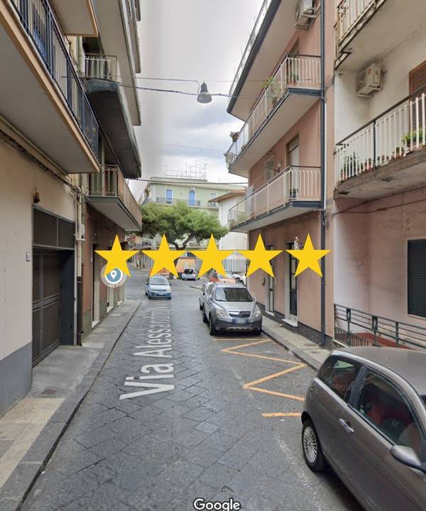 appartamento in vendita ad Aci Catena