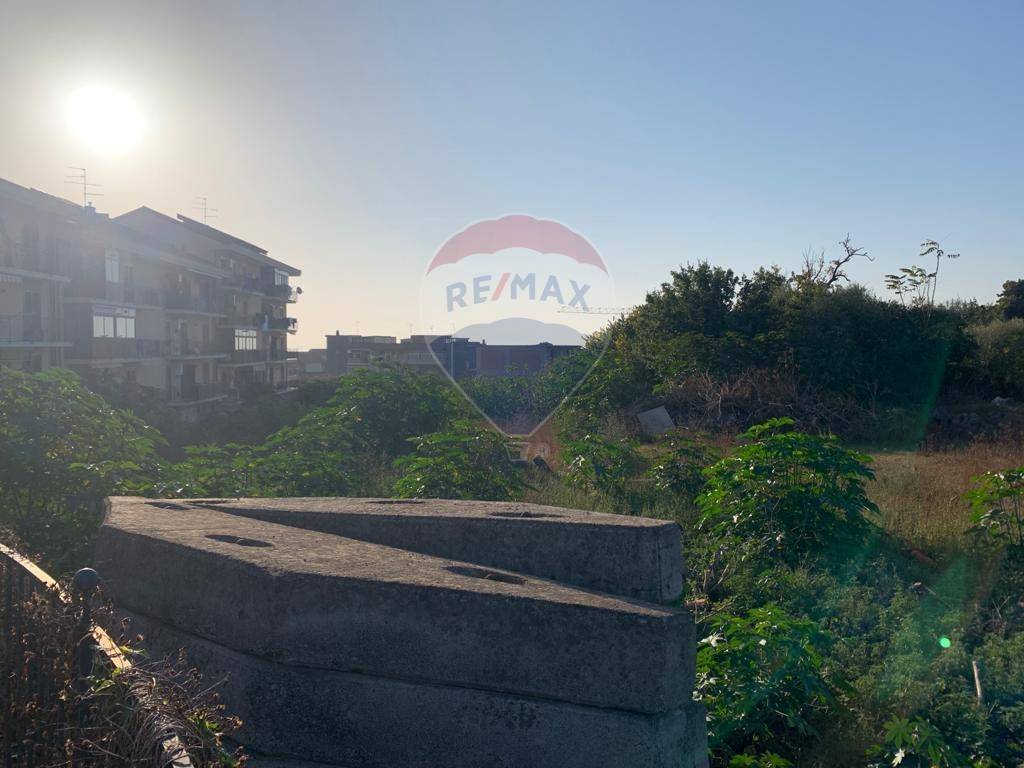 terreno agricolo in vendita ad Aci Catena