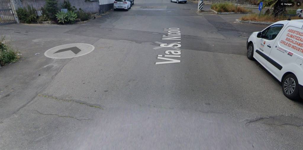 appartamento in vendita ad Aci Catena in zona San Nicolò