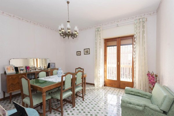 appartamento in vendita ad Aci Catena