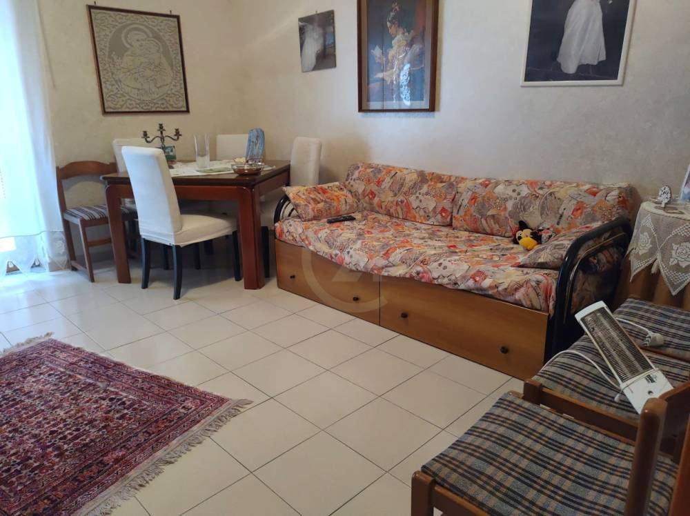 appartamento in vendita ad Aci Catena