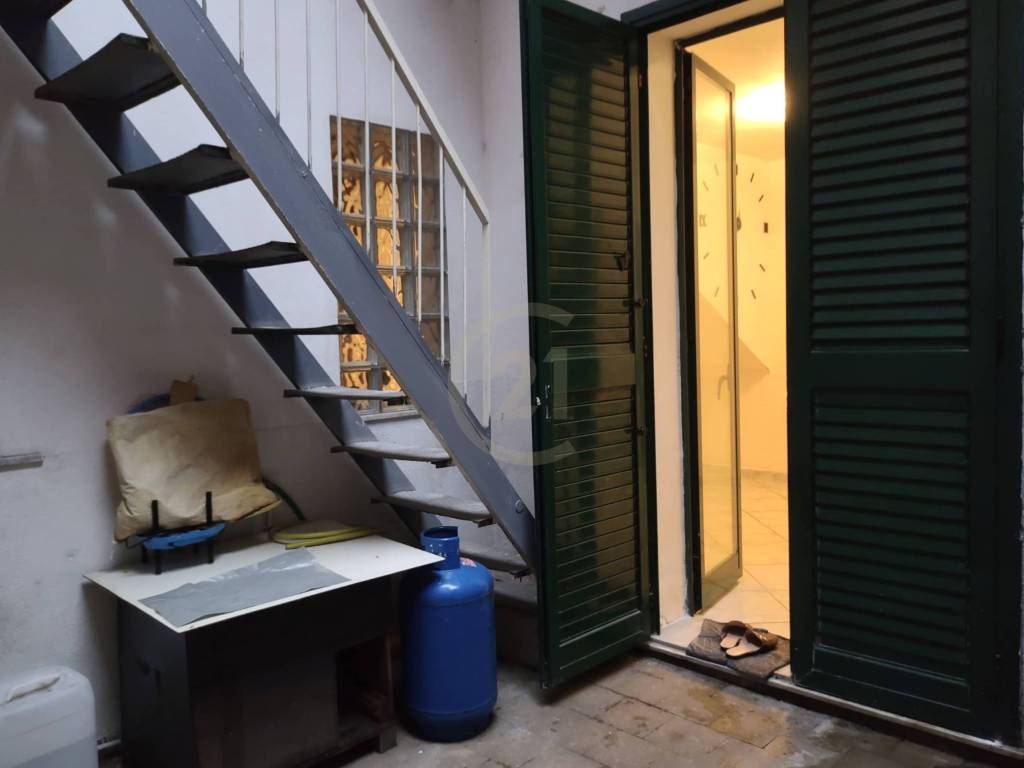 casa indipendente in vendita ad Aci Catena