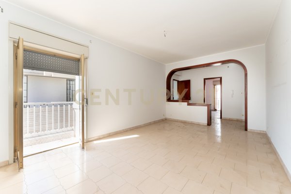 appartamento in vendita ad Aci Catena