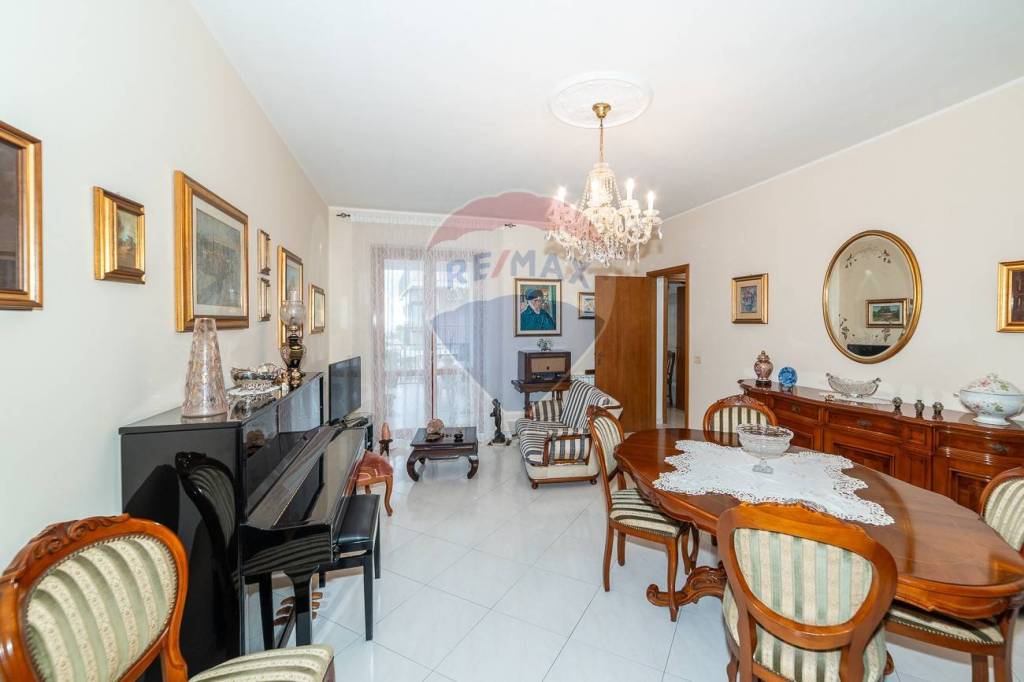 appartamento in vendita ad Aci Catena in zona San Nicolò