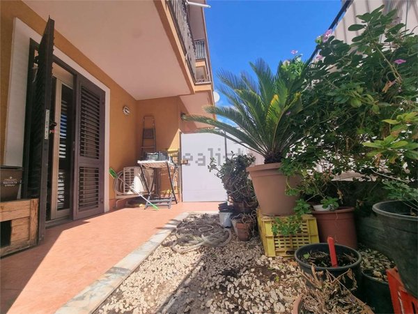 appartamento in vendita ad Aci Catena