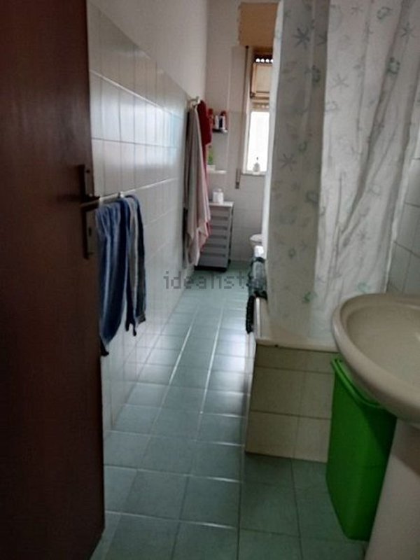 appartamento in vendita ad Aci Catena