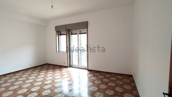 appartamento in vendita ad Aci Catena
