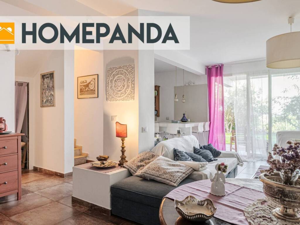 casa indipendente in vendita ad Aci Catena in zona Vampolieri