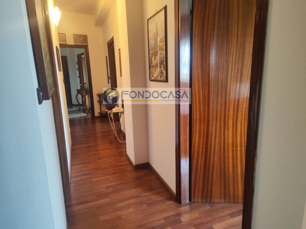 appartamento in vendita ad Aci Catena