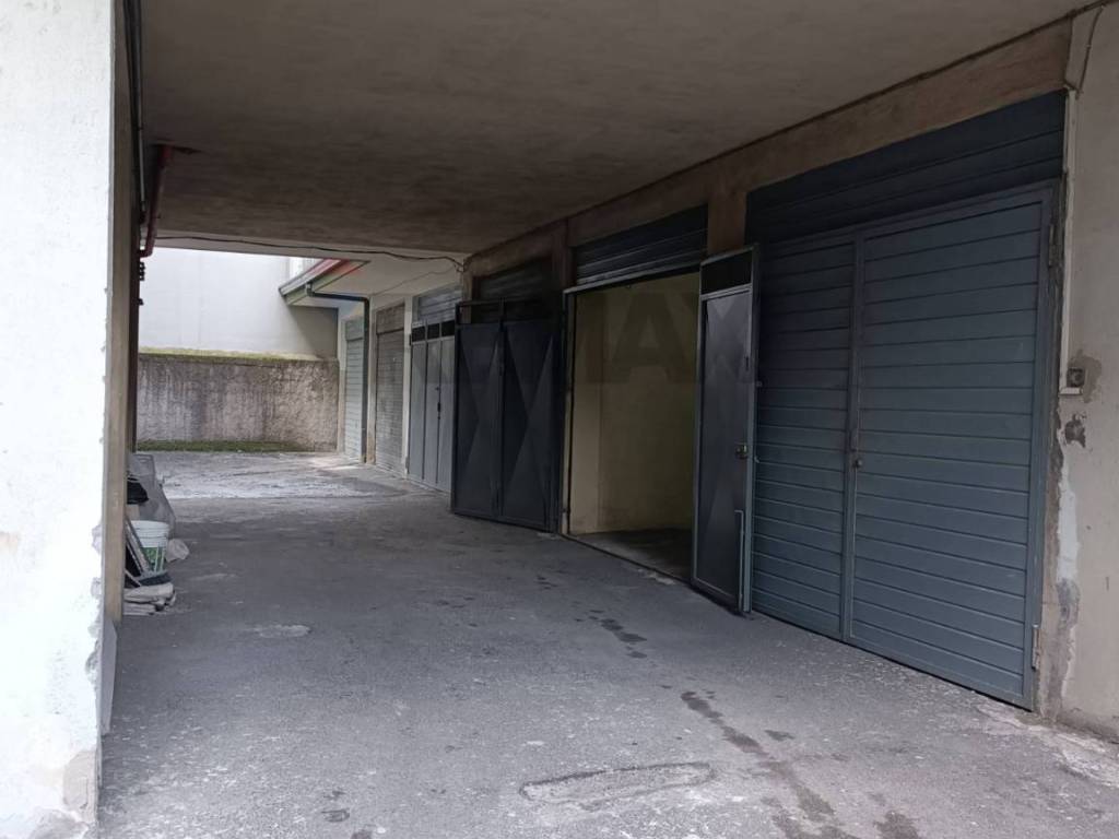 appartamento in vendita ad Aci Catena