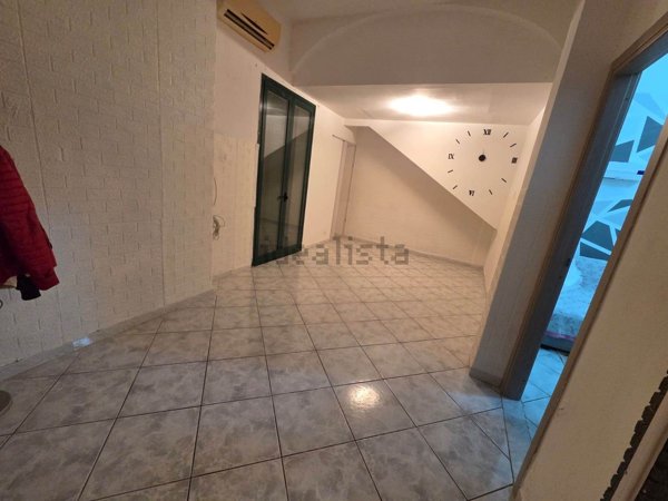appartamento in vendita ad Aci Catena