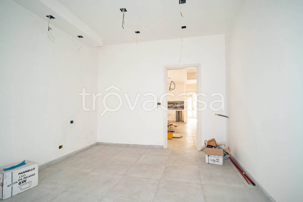 appartamento in vendita ad Aci Catena