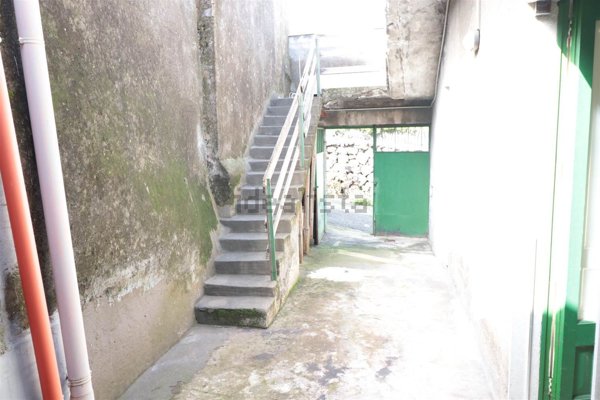 appartamento in vendita ad Aci Catena in zona Aci San Filippo