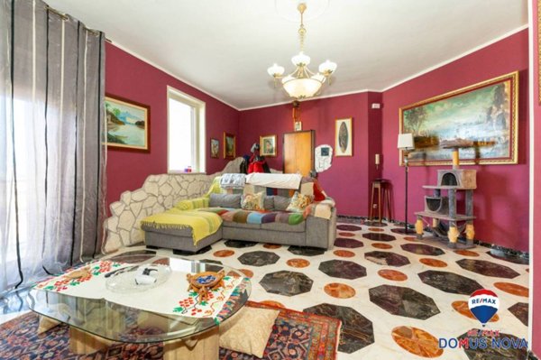 appartamento in vendita ad Aci Catena