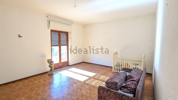 appartamento in vendita ad Aci Catena